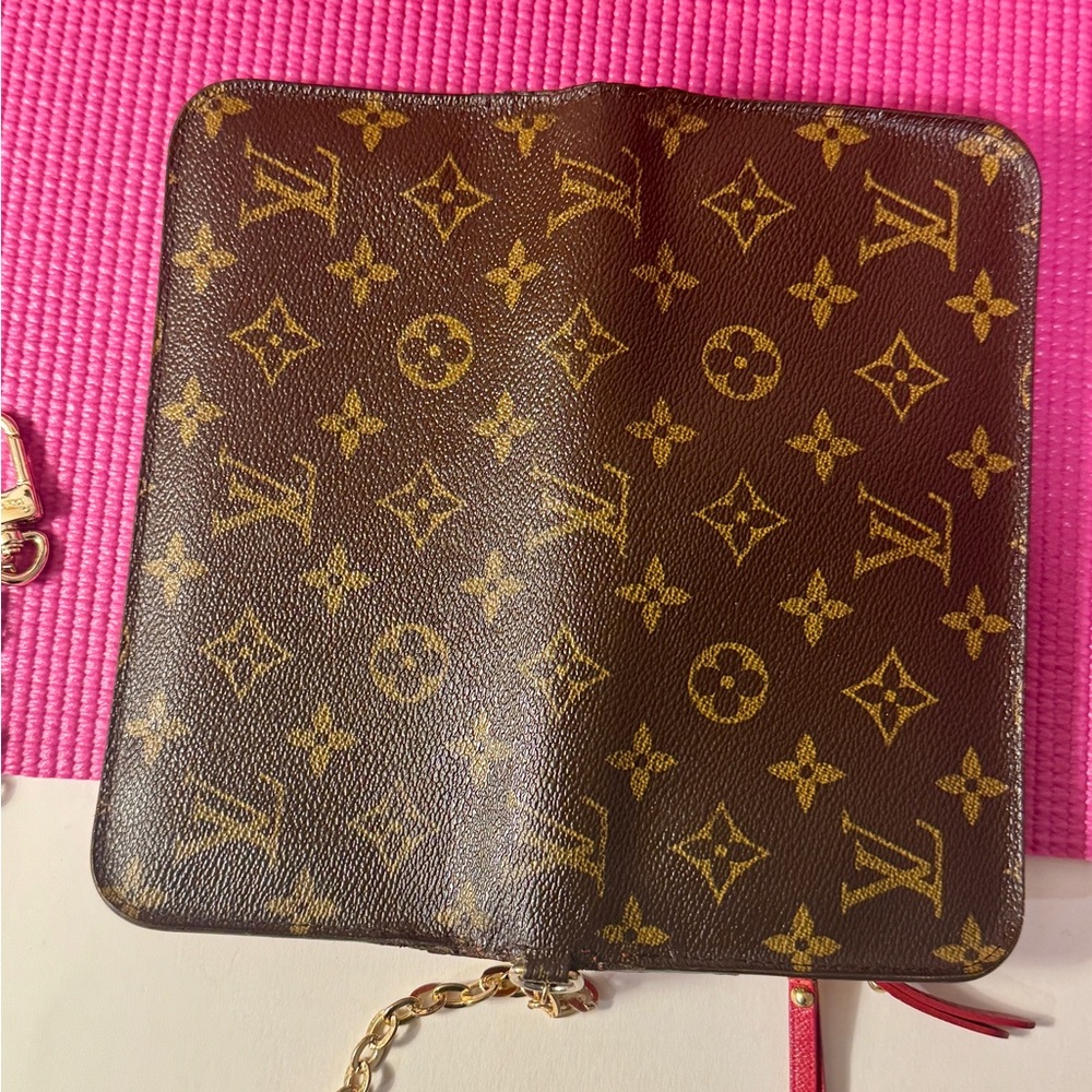 Louis Vuitton Brown Monogram Wallet - Picture 8 of 15